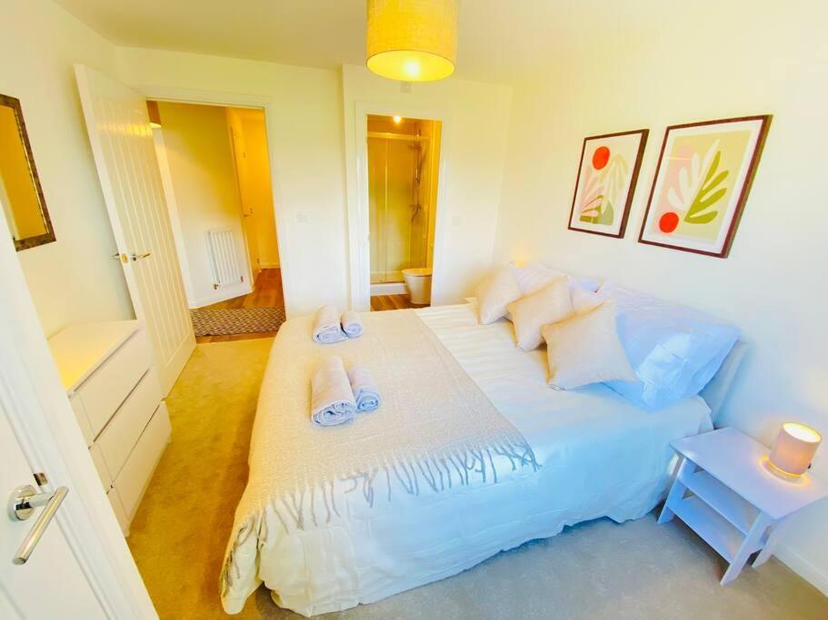 Beautiful, Brand New Apartment! *