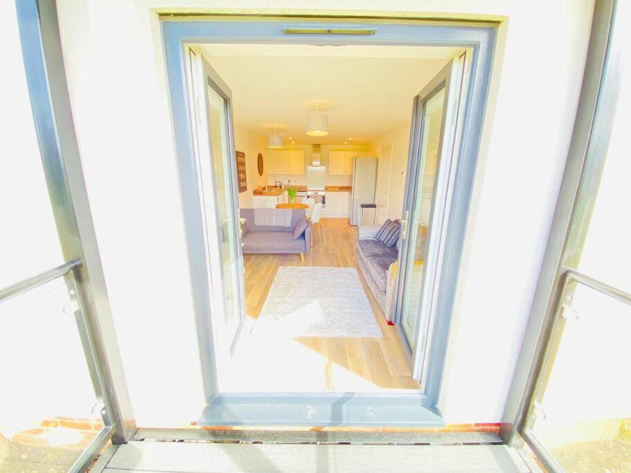 Apartamento Beautiful, Brand New Apartment! Cheltenham