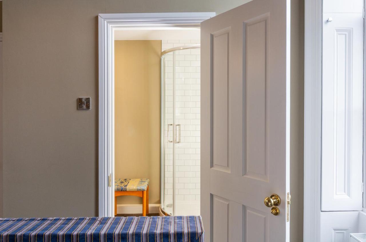 Elizabeth House Flat 2 * Cheltenham