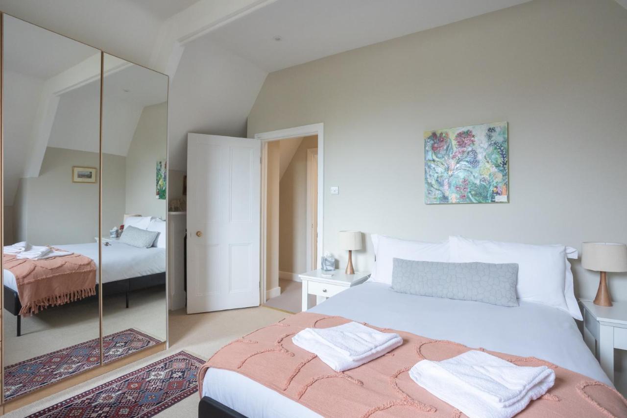 Spacious 3br Victorian Loft Flat In Cotswolds - Free Parking Apartment