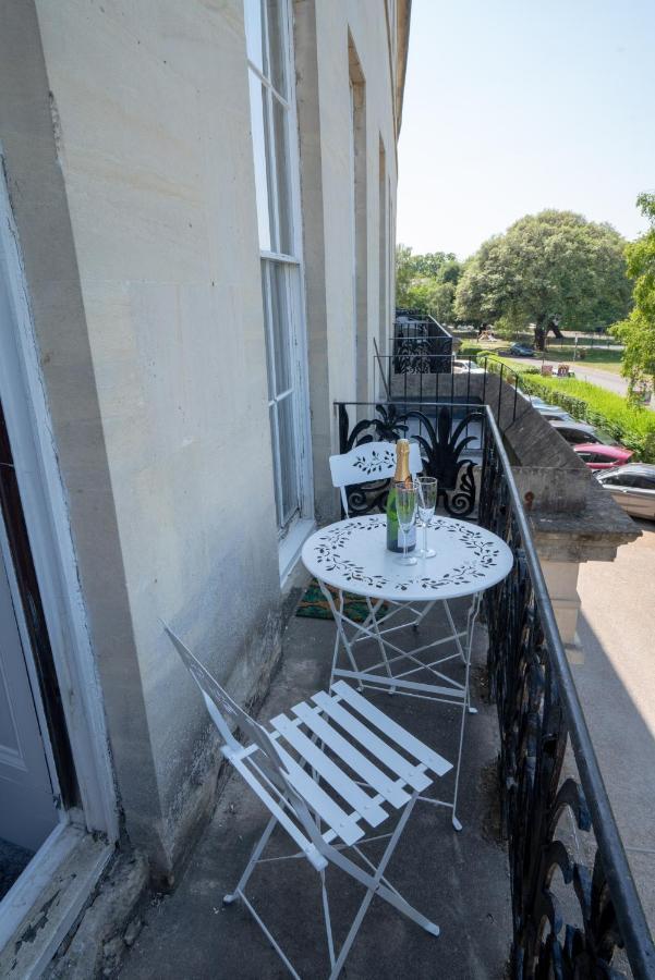 Montpellier Regency Balcony & Parking