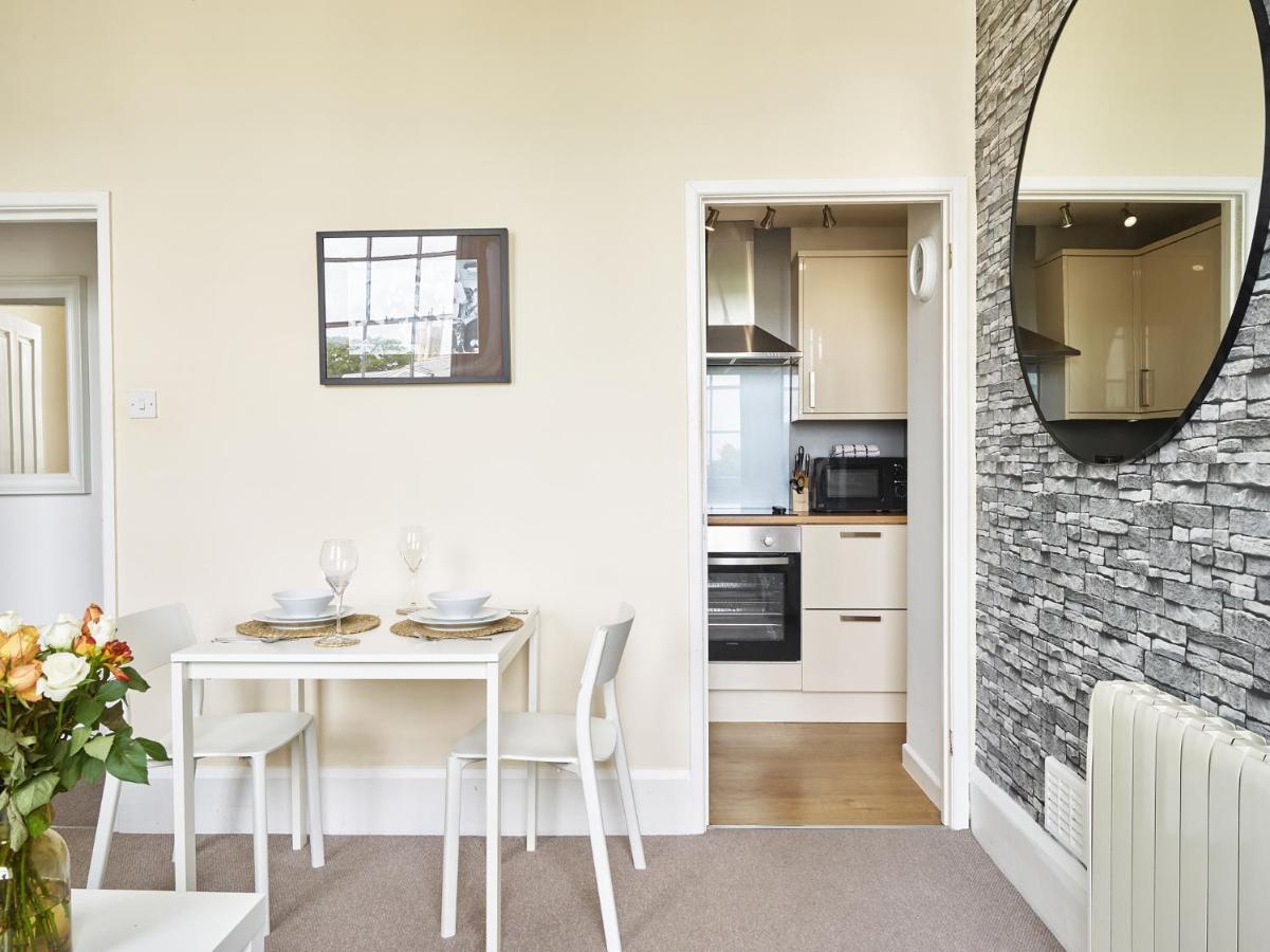 Apartment Lansdown Crescent