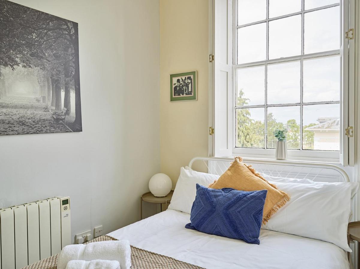 Lansdown Crescent Apartment *