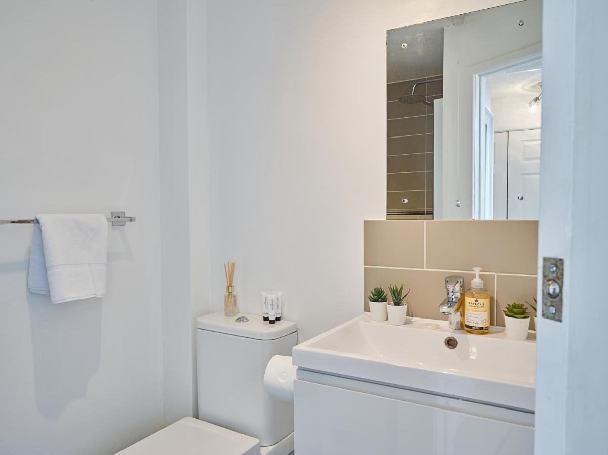 Lansdown Crescent Apartment