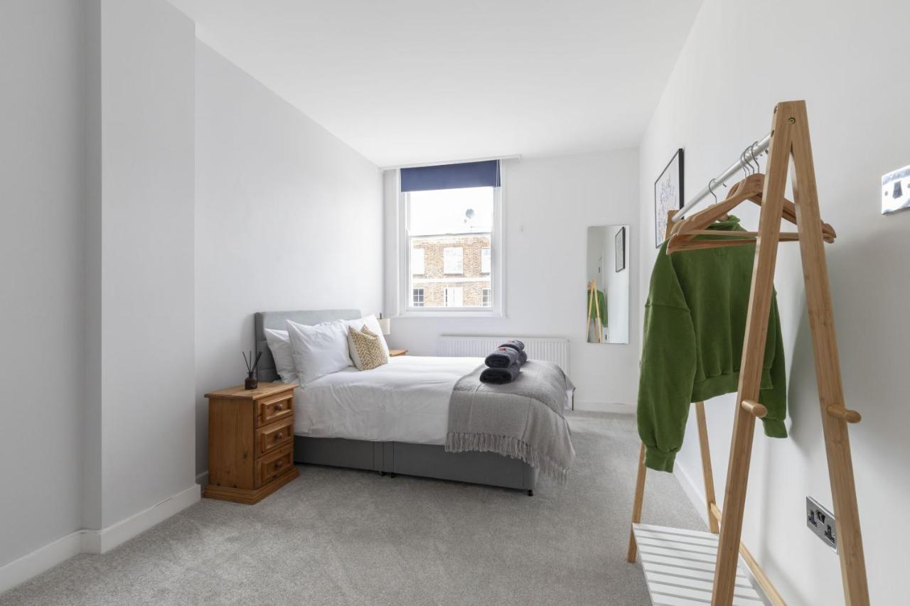 Apartment Beautifully Presented Newly Renovated City-centre In Cheltenham