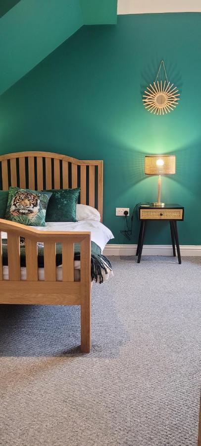 Leckhampton Road - Apartment
