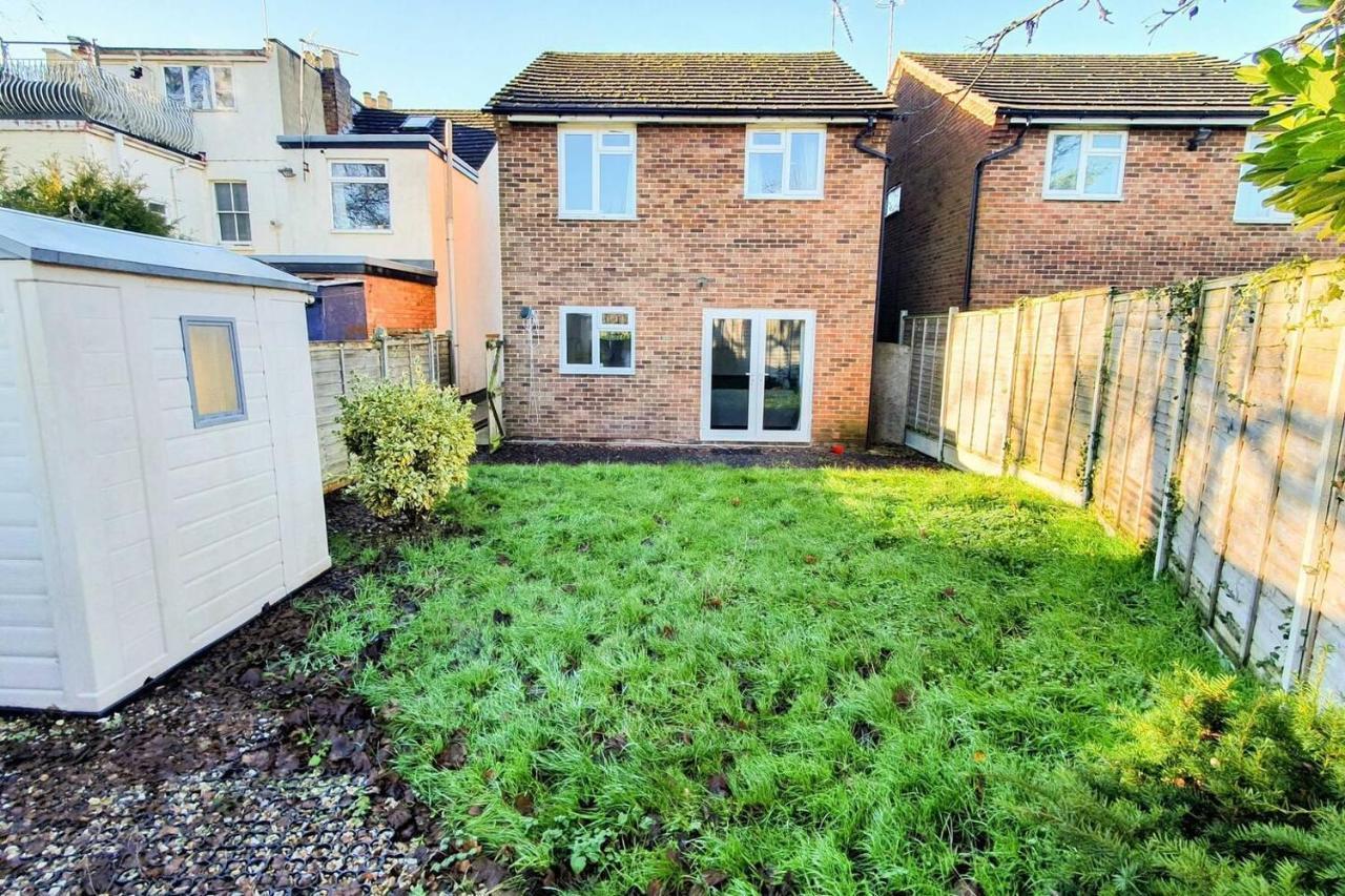 Impeccable 4-bed House In