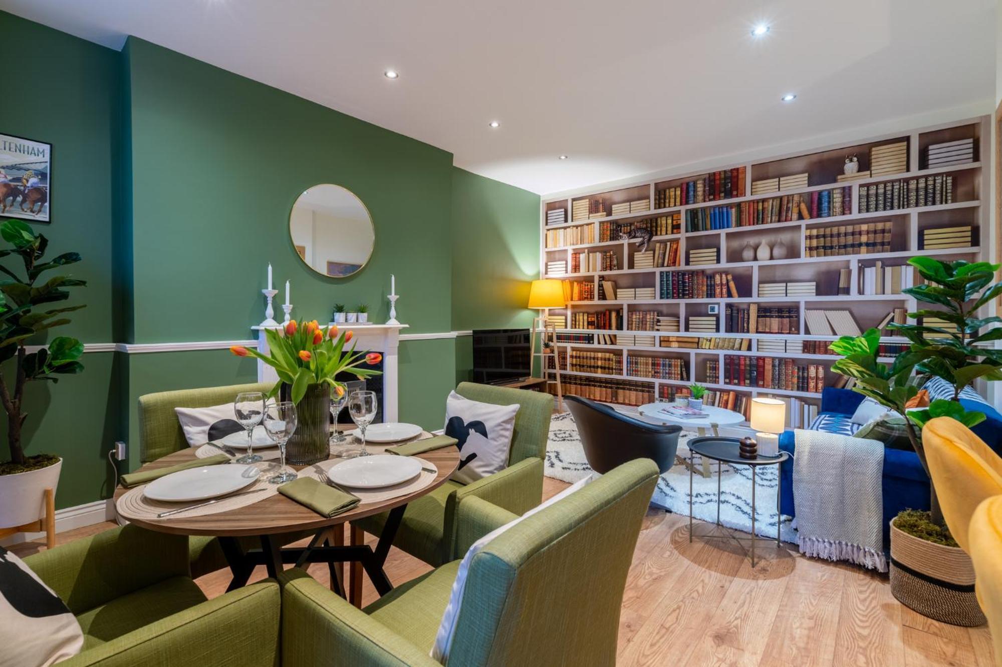 Regency Basement Apartment Cheltenham