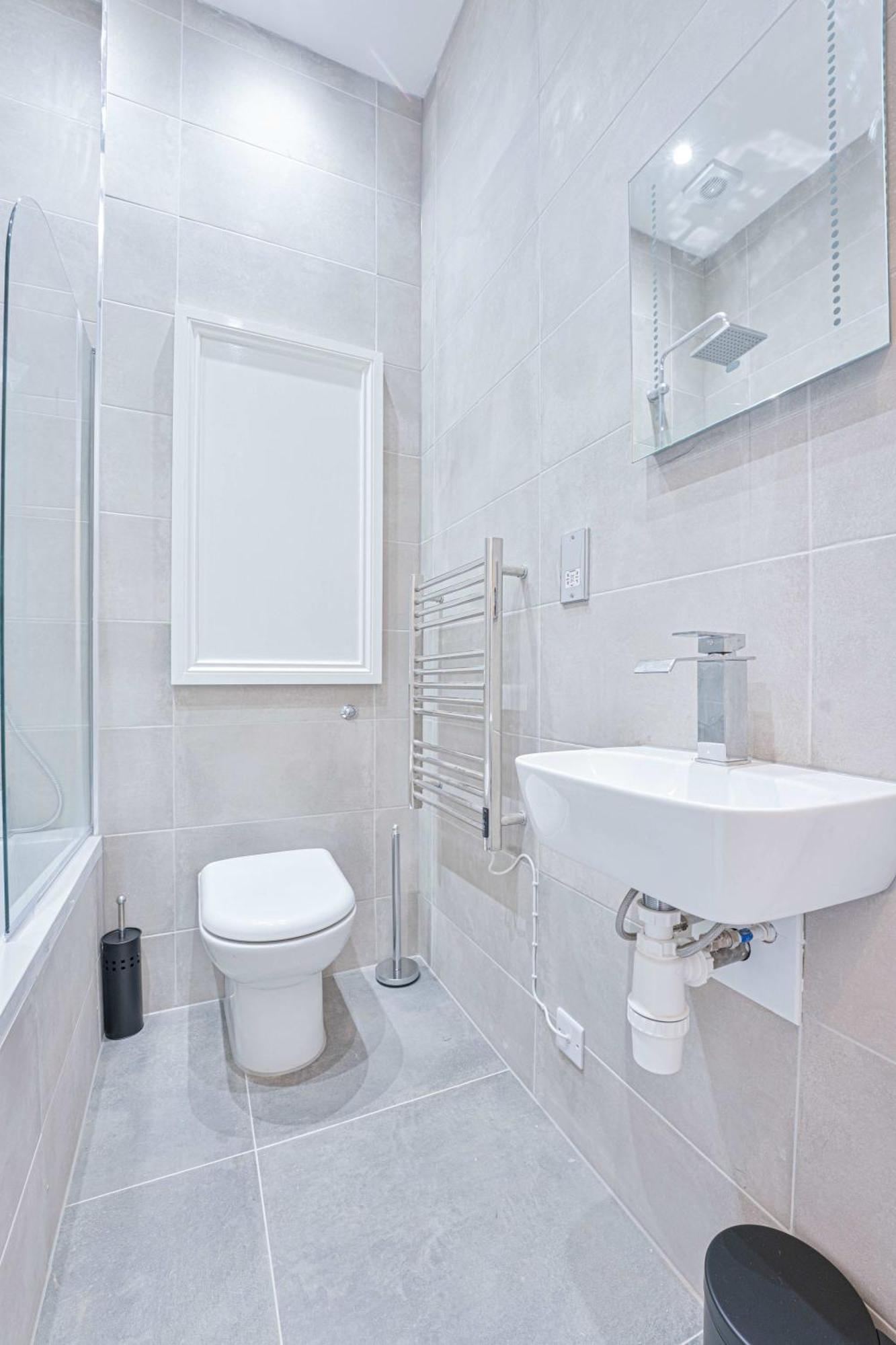 Apartamento Modern 2 Bedroom In *