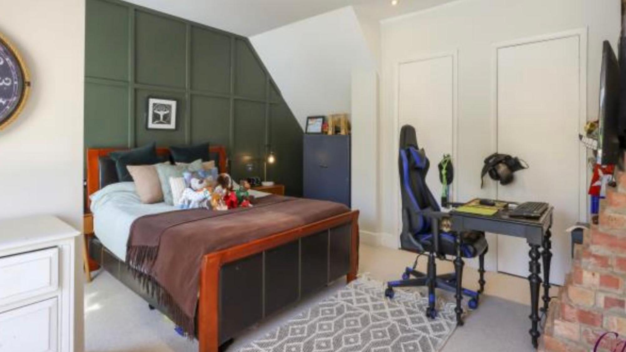 8-10 Bed, Spacious House Holiday home