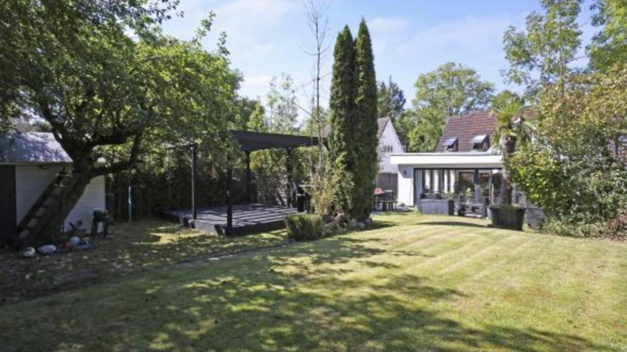 8-10 Bed, Spacious House Cheltenham