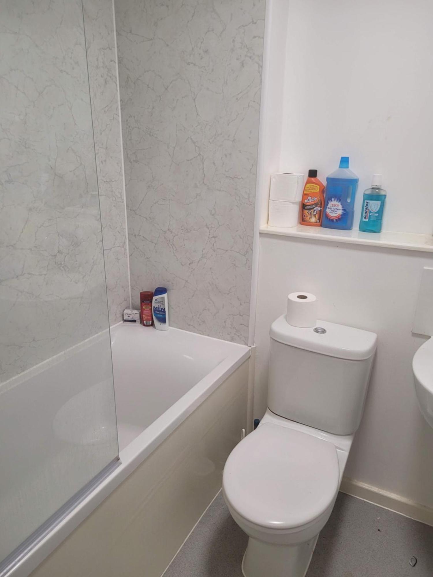 Near High Street Apartment
