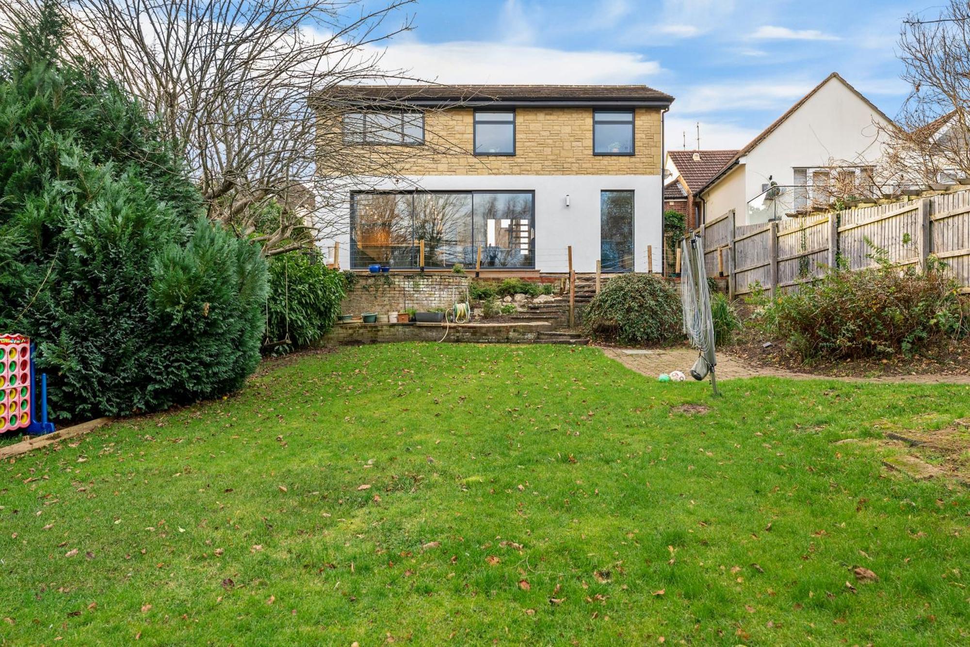 Holiday home Elegant Retreat In Cheltenham - Garden & Parking Included
