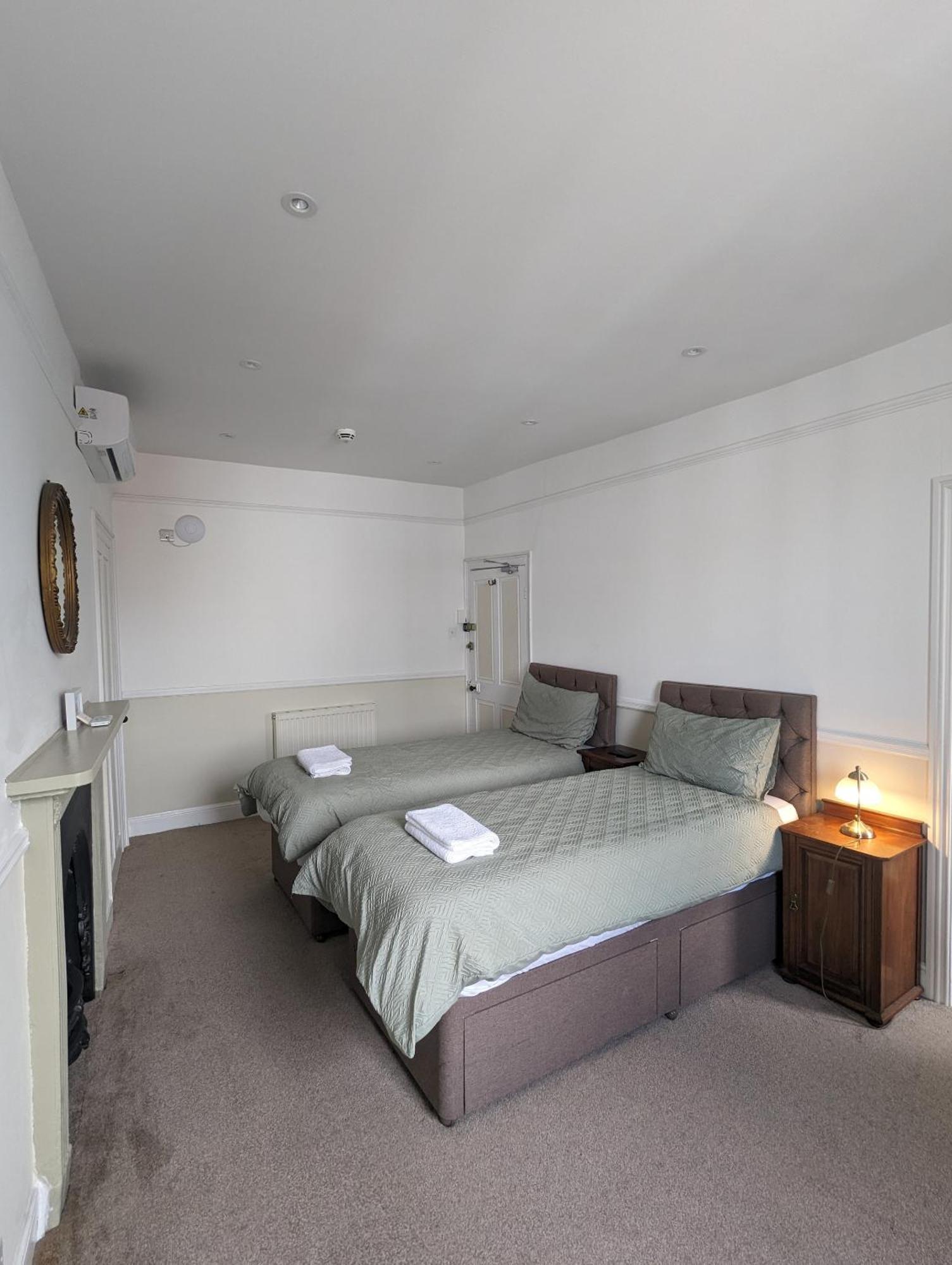 The Dulwich 5*