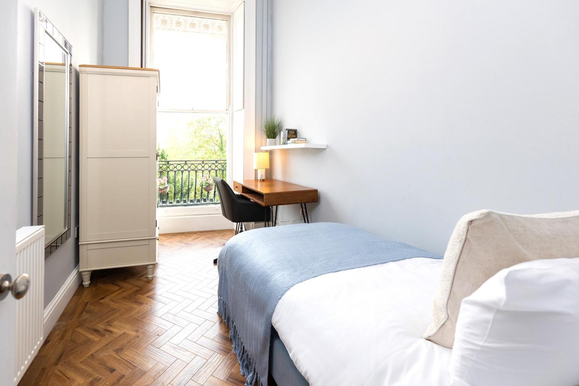 16 Lansdown Flat 3 - By Luxury Apartment Cheltenham