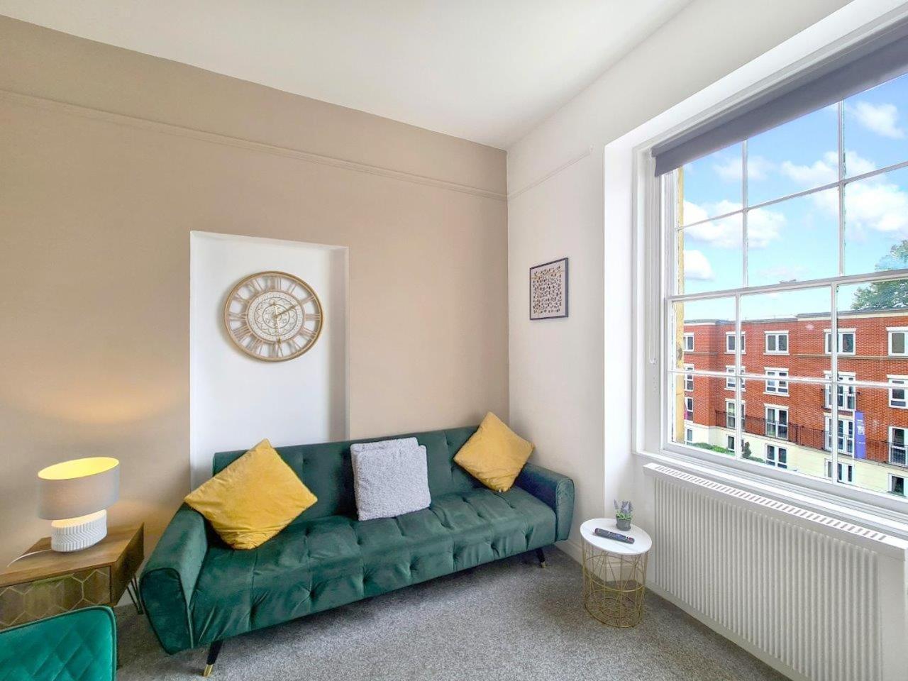 Margaret's Quattro By Fortuna Property Apartment