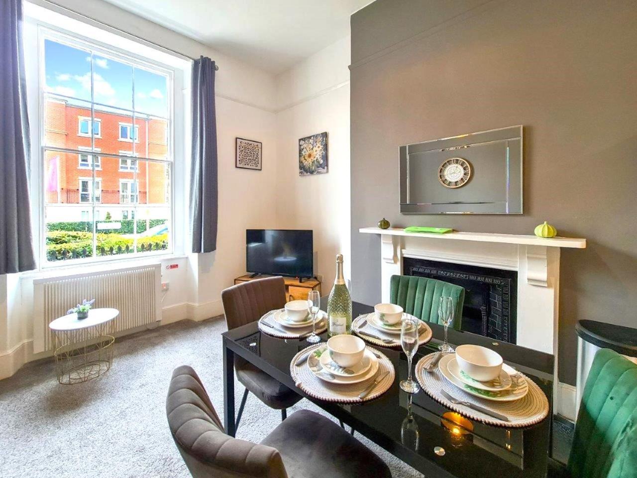 Margaret's Ground By Fortuna Apartamento