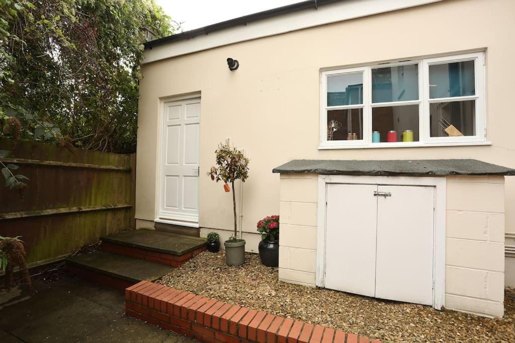 In The Heart Of Cheltenham/ Parking Apartment *