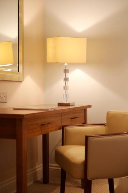 Hotel The George & Monty's Cheltenham