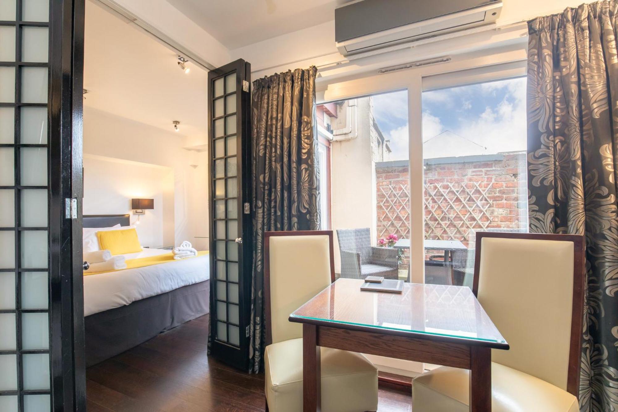 Strozzi Palace By Mansley Apartment *