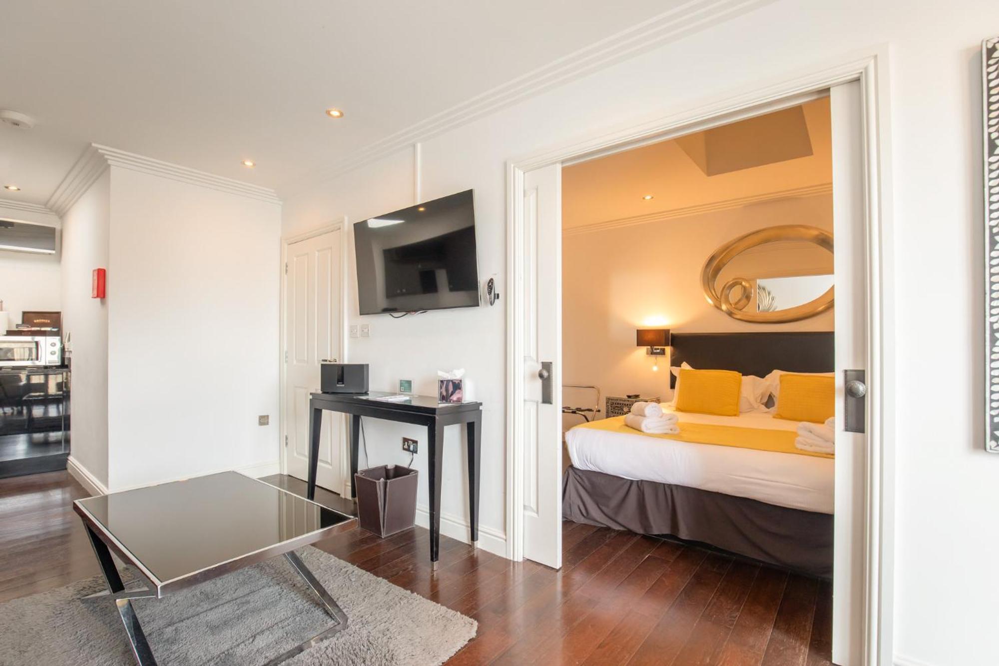 Strozzi Palace By Mansley Apartment *