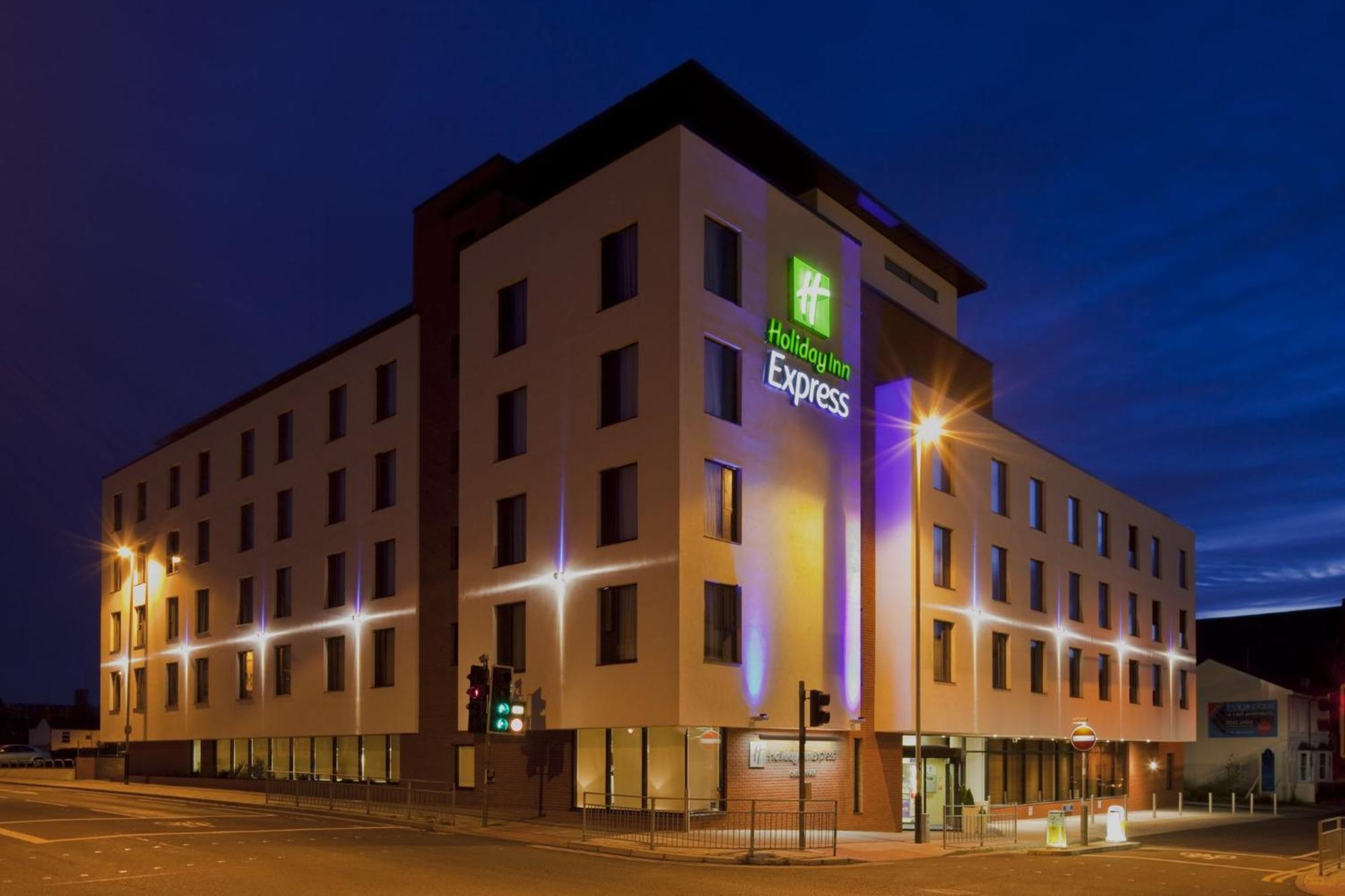 Hotel Express Town Centre By Ihg 3*