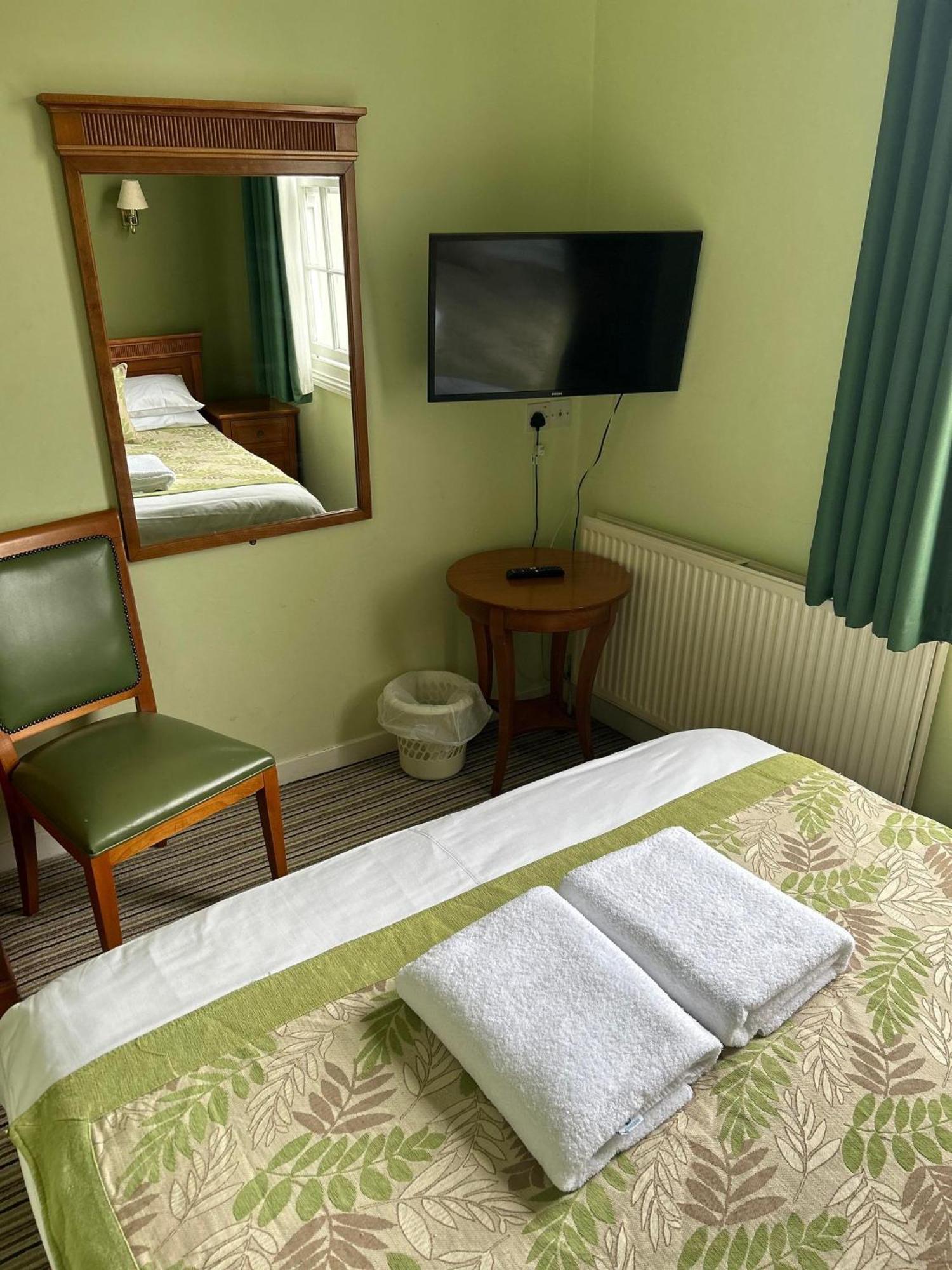Inn The London
