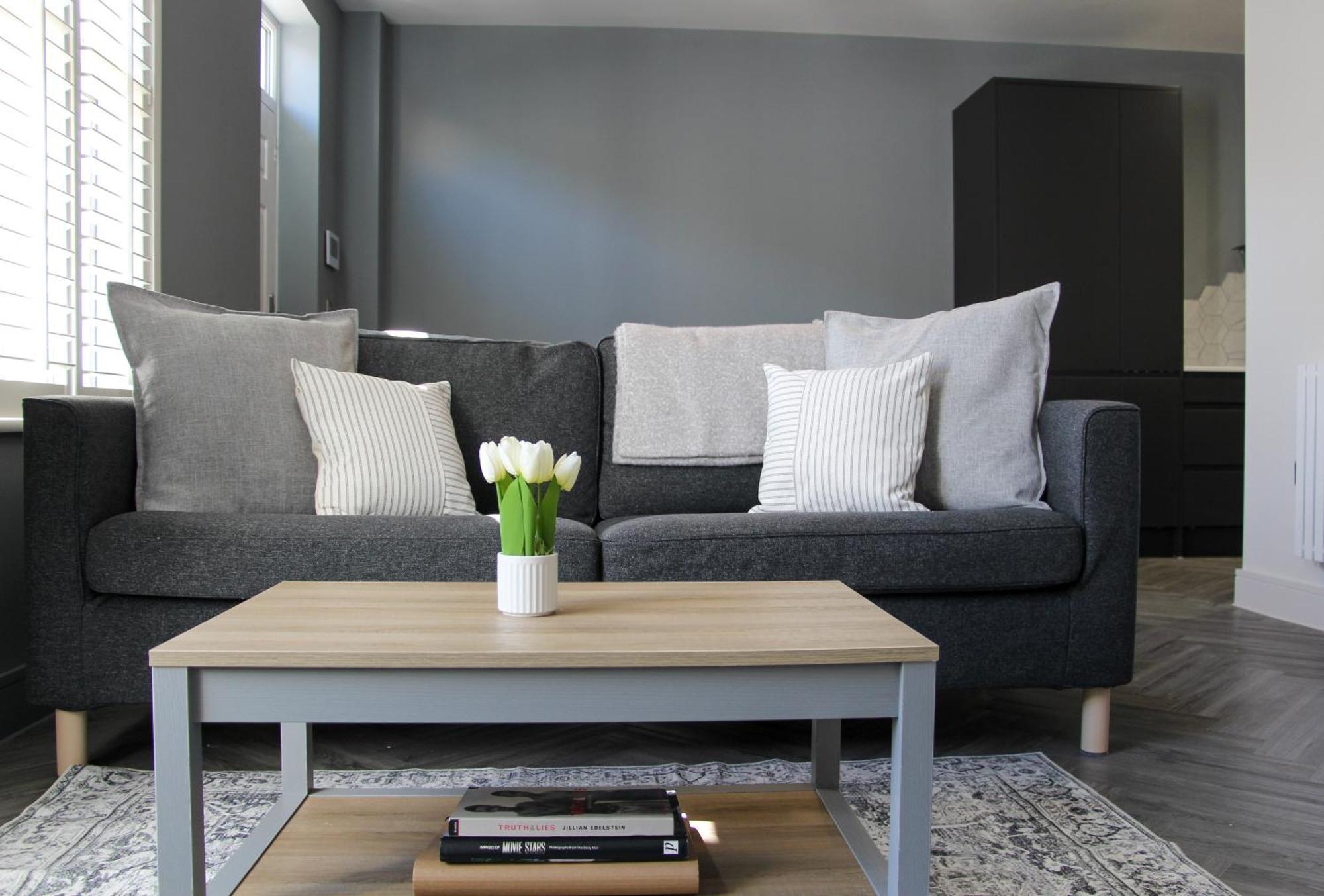 New, Luxury In Town Centre Cheltenham