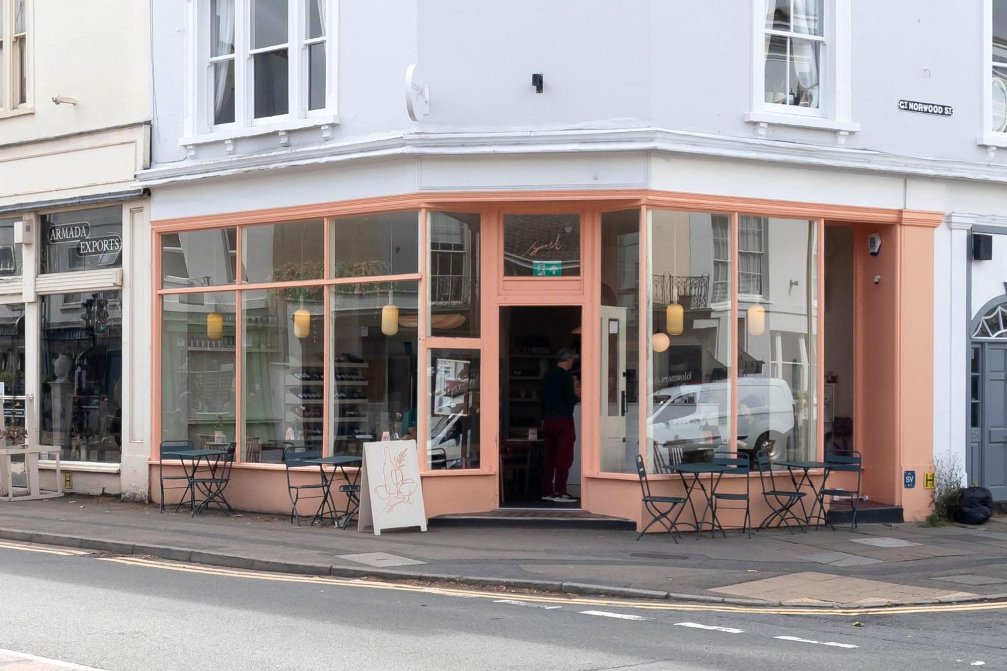 Stunning Montpellier Retreat Cheltenham