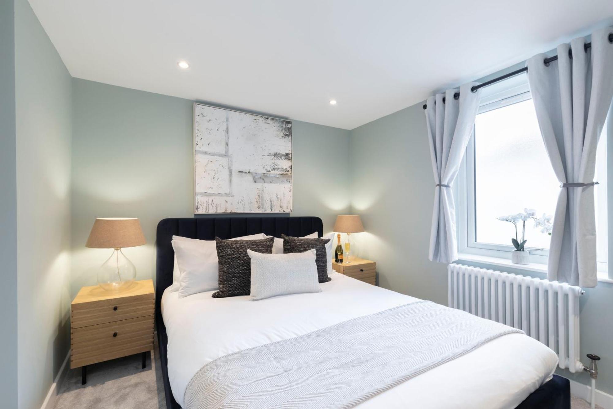 Stunning Montpellier Retreat Holiday home Cheltenham
