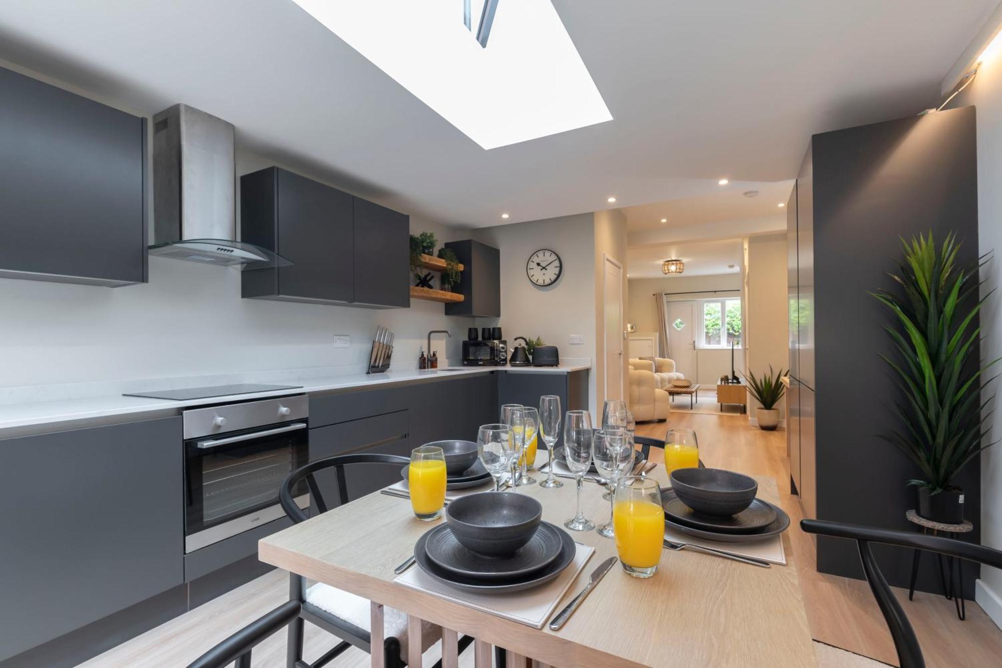 Holiday home Stunning Montpellier Retreat Cheltenham