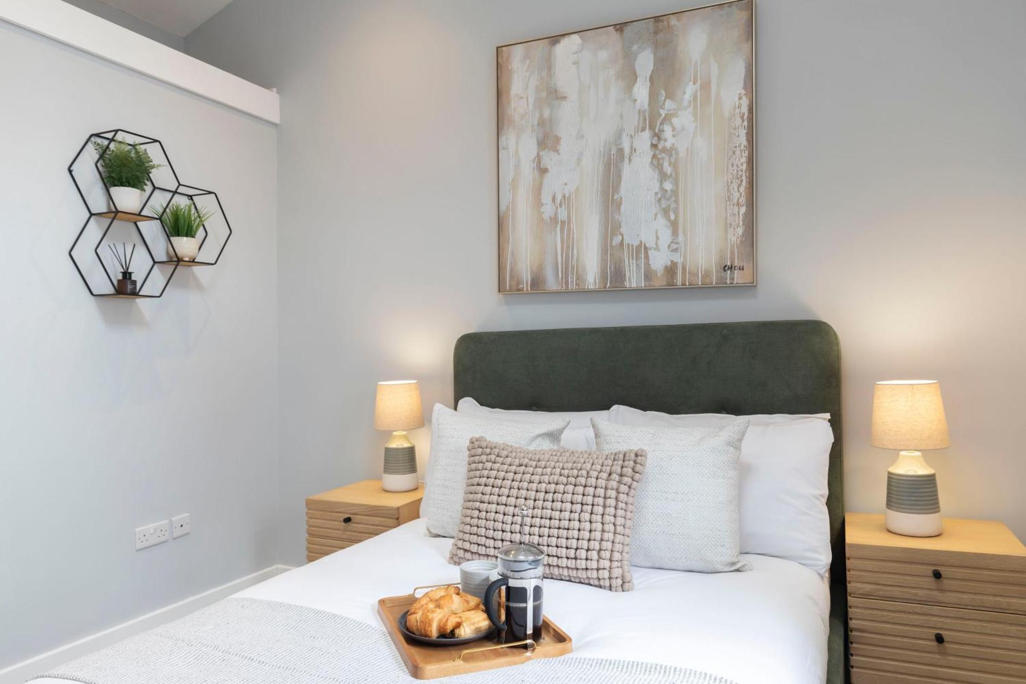 Stunning Montpellier Retreat Holiday home Cheltenham