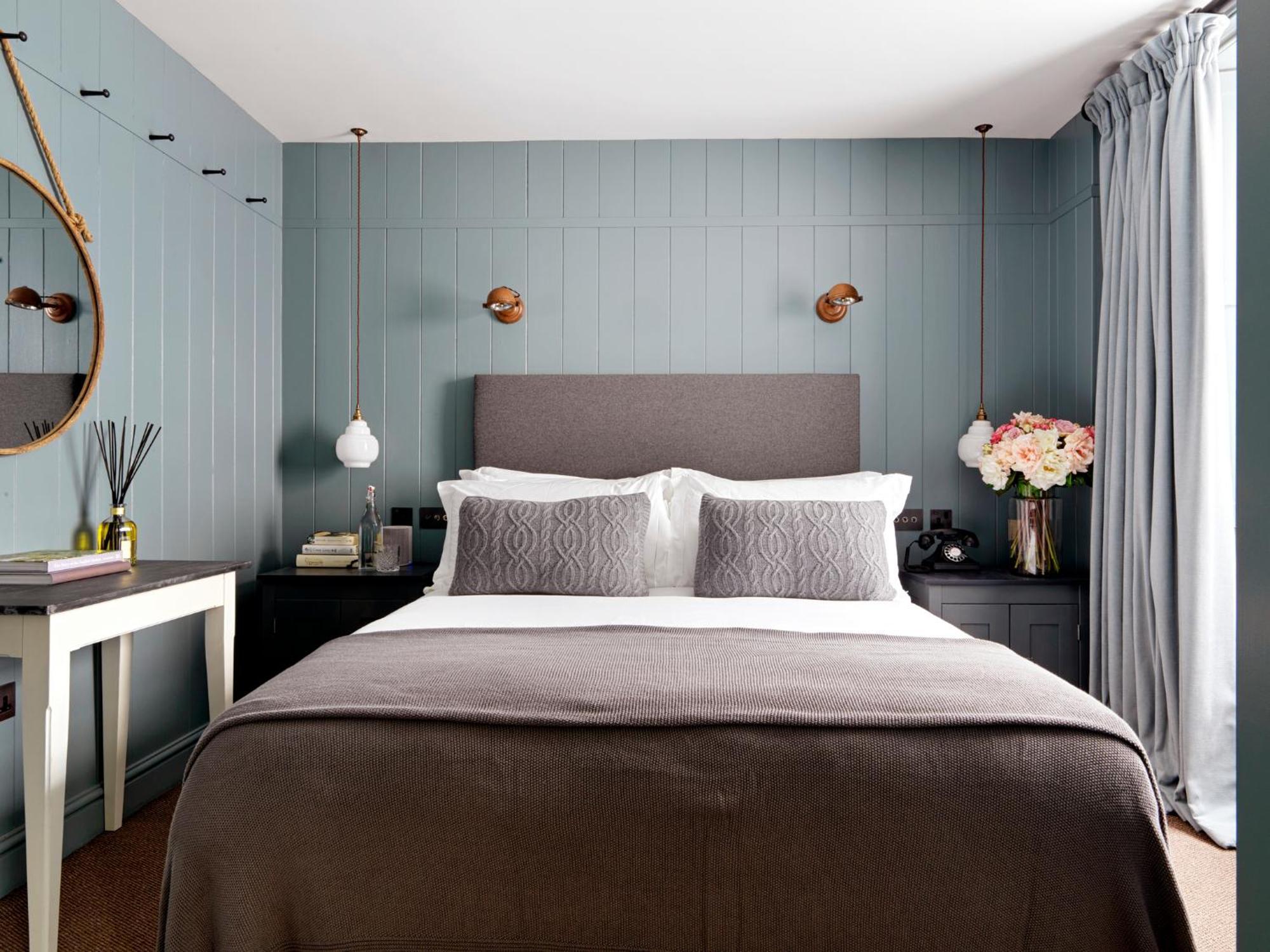 No131 The Promenade 4* Cheltenham
