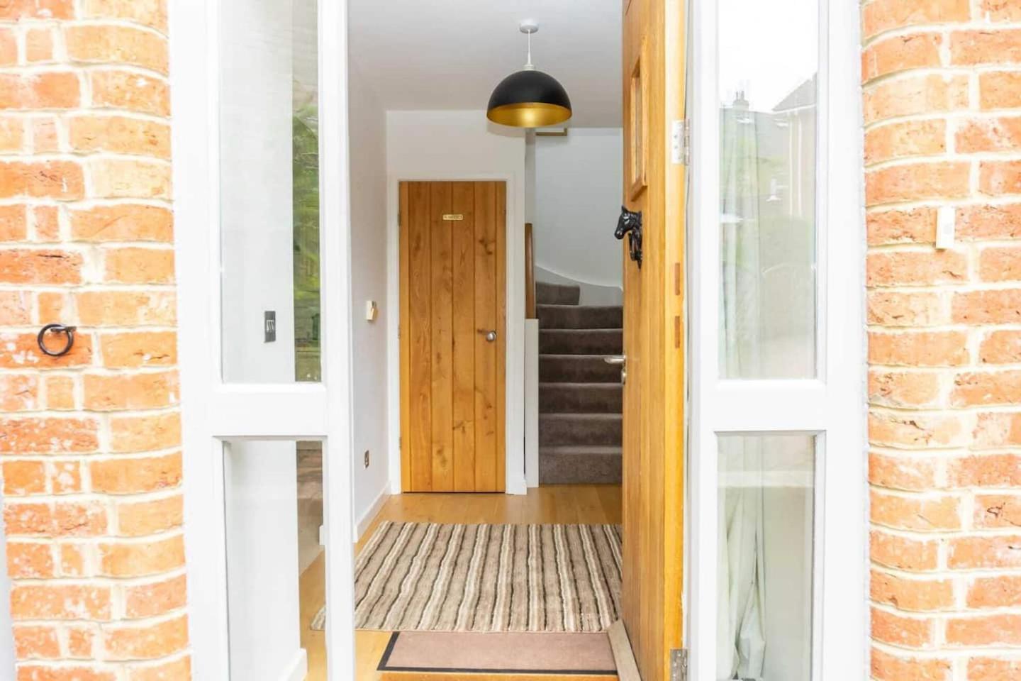 Luxury -chelt Walking-2bed-long Stays-parking *