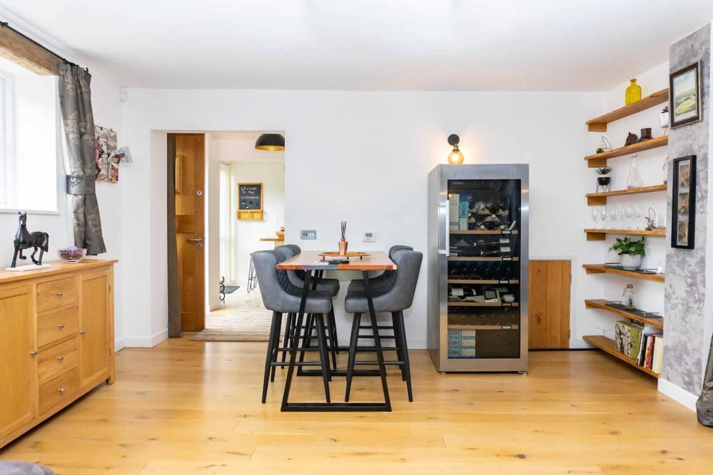 Holiday home Luxury -chelt Walking-2bed-long Stays-parking Cheltenham