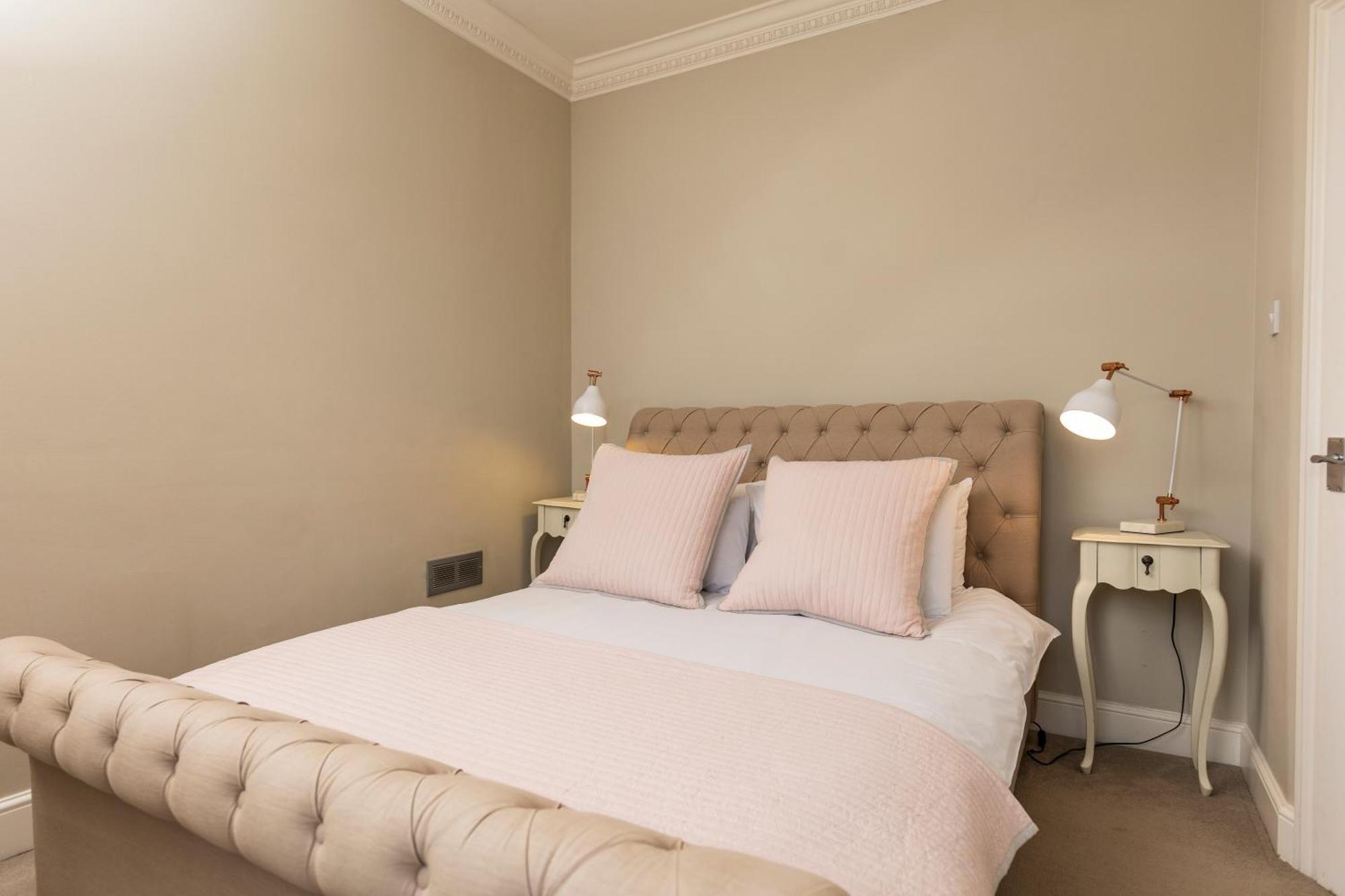 Wolcote House * Cheltenham
