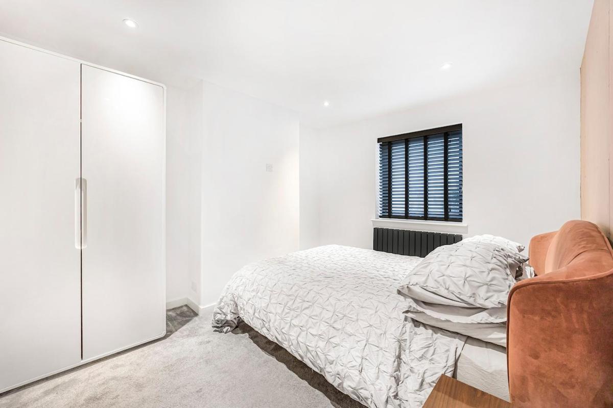 Holiday home Quaint Mews House In Tivoli Cheltenham