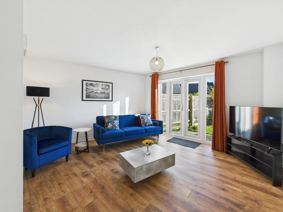 New Prestbury Place By Signature - 5 Bedroom House Near Racecourse Cheltenham