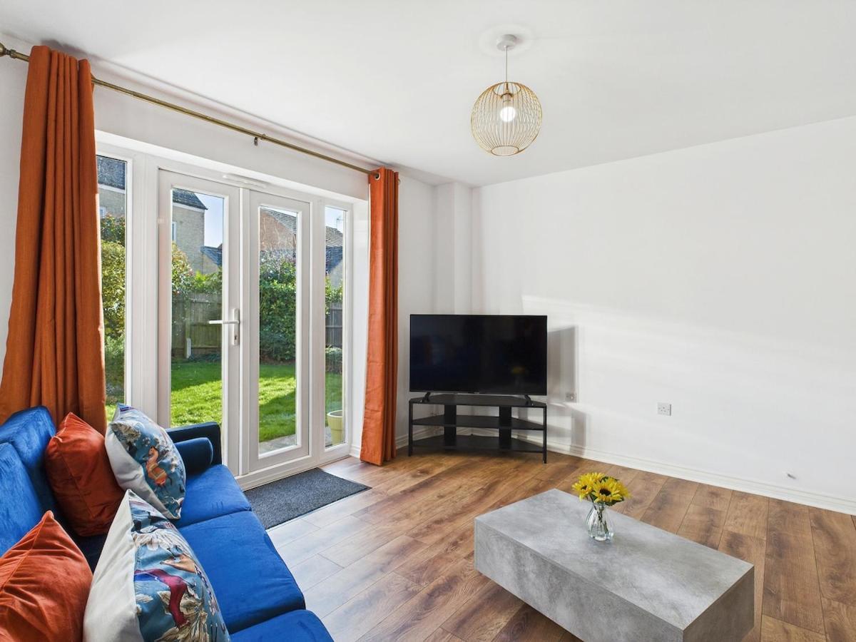 New Prestbury Place By Signature - 5 Bedroom House Near Racecourse Cheltenham