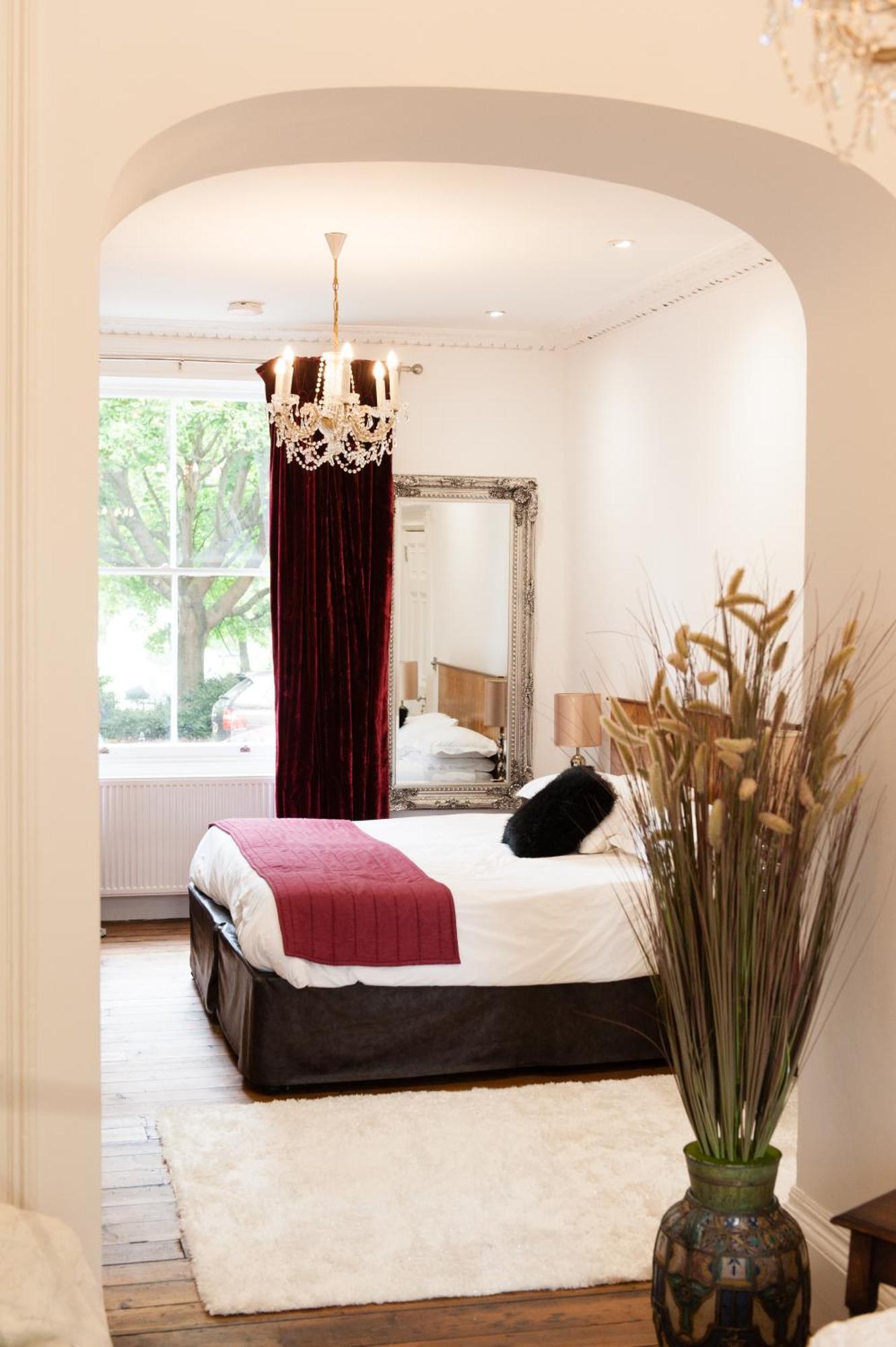 Town Centre Luxury In 21a, 21b And 21c Montpellier Terrace Available Separately Or Together, Amazing Location Opposite Montpellier Gardens Cheltenham
