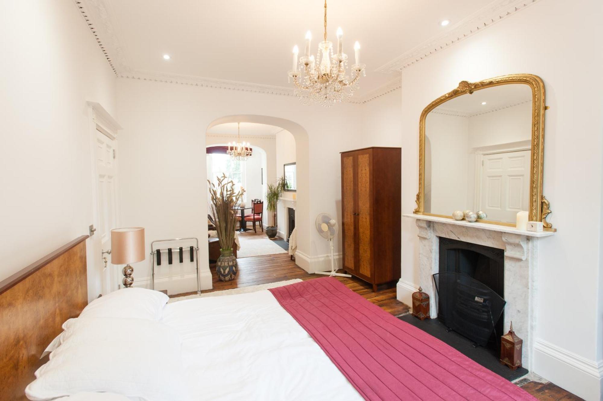 Town Centre Luxury In 21a, 21b And 21c Montpellier Terrace Available Separately Or Together, Amazing Location Opposite Montpellier Gardens Guest house