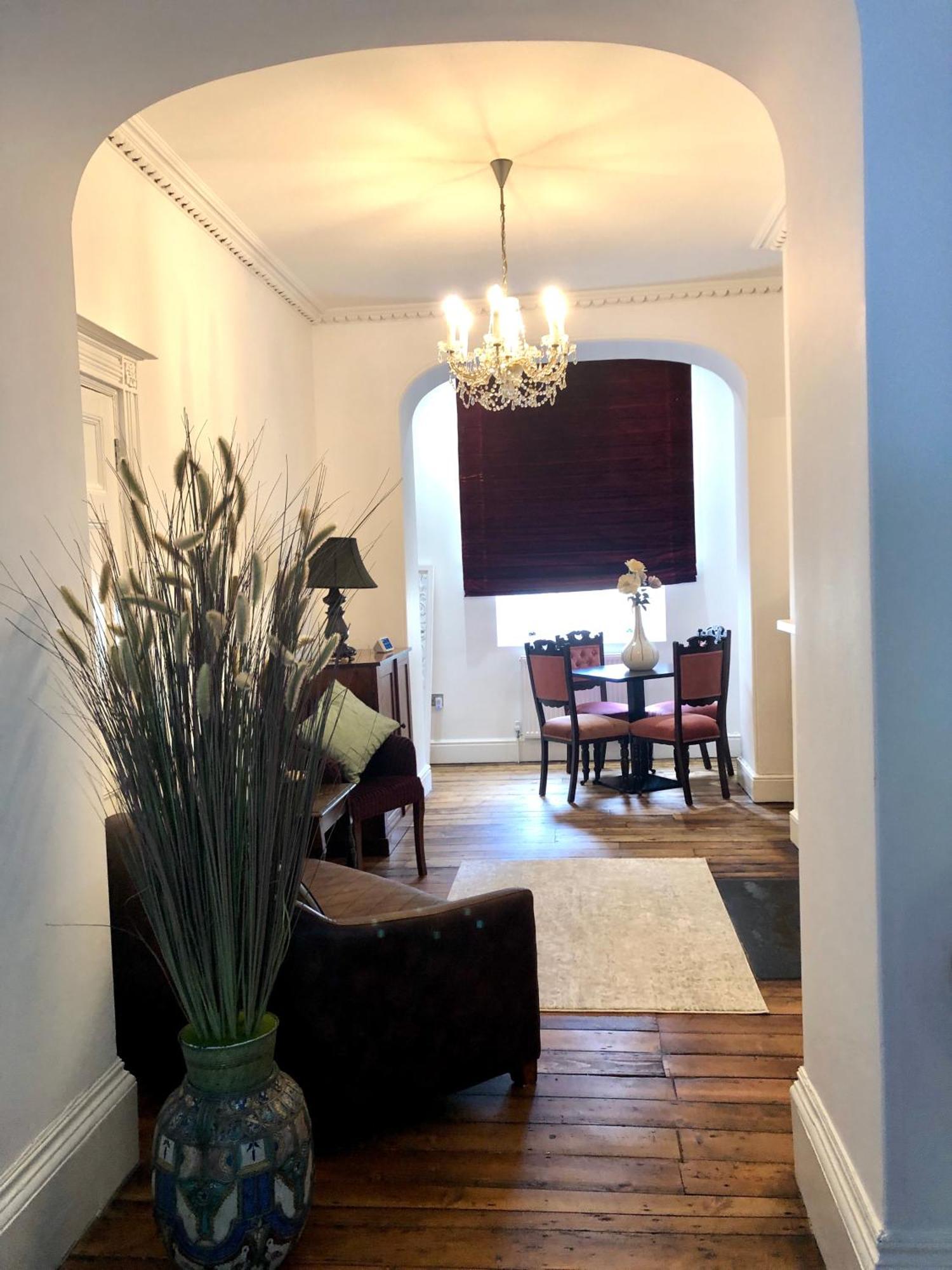 Town Centre Luxury In 21a, 21b And 21c Montpellier Terrace Available Separately Or Together, Amazing Location Opposite Montpellier Gardens Guest house *