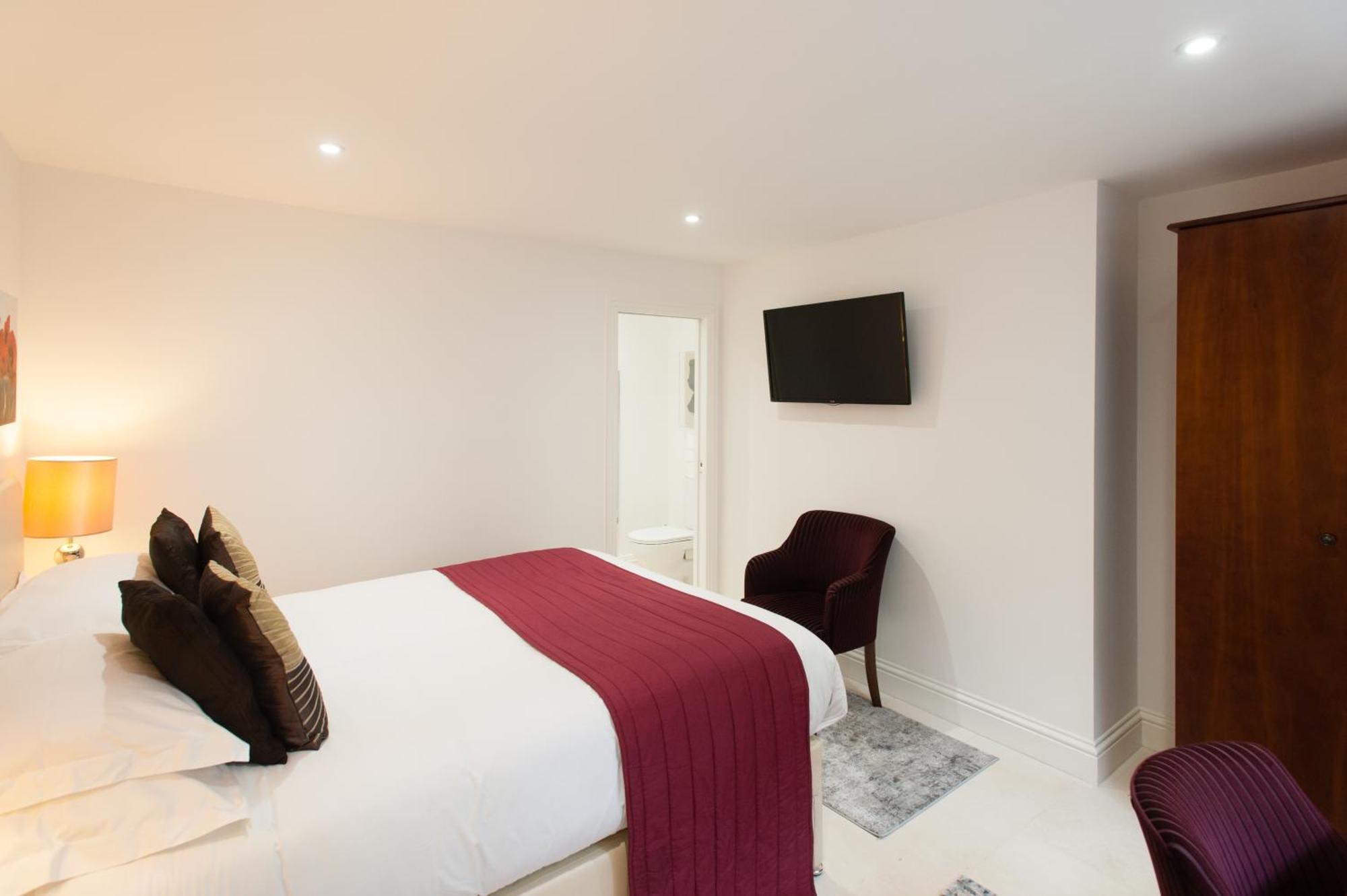 Town Centre Luxury In 21a, 21b And 21c Montpellier Terrace Available Separately Or Together, Amazing Location Opposite Montpellier Gardens Cheltenham