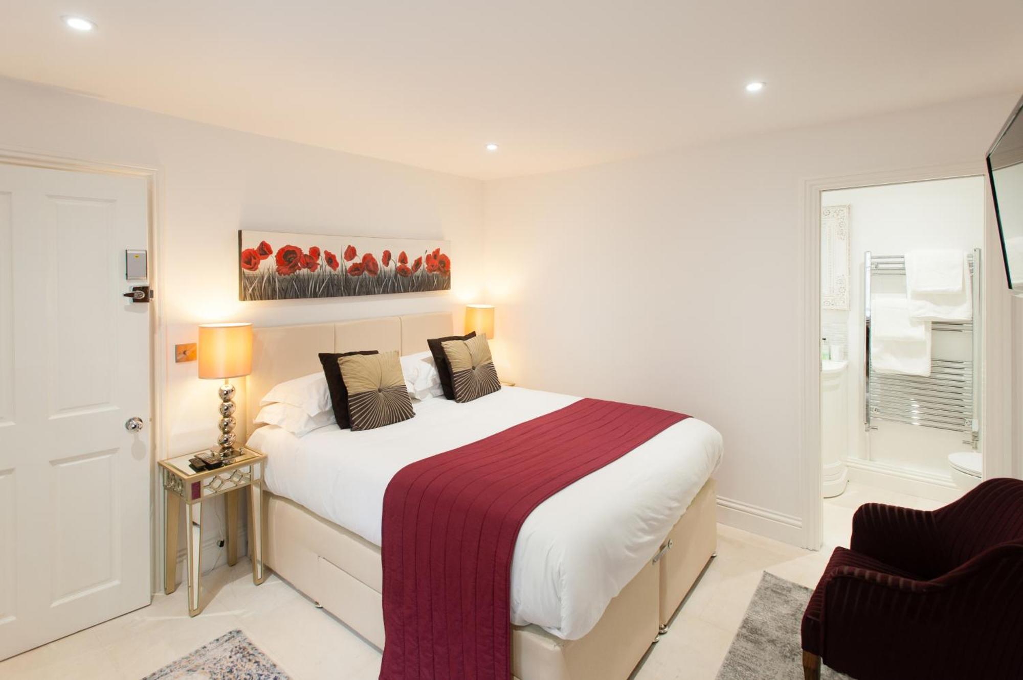 Town Centre Luxury In 21a, 21b And 21c Montpellier Terrace Available Separately Or Together, Amazing Location Opposite Montpellier Gardens Cheltenham