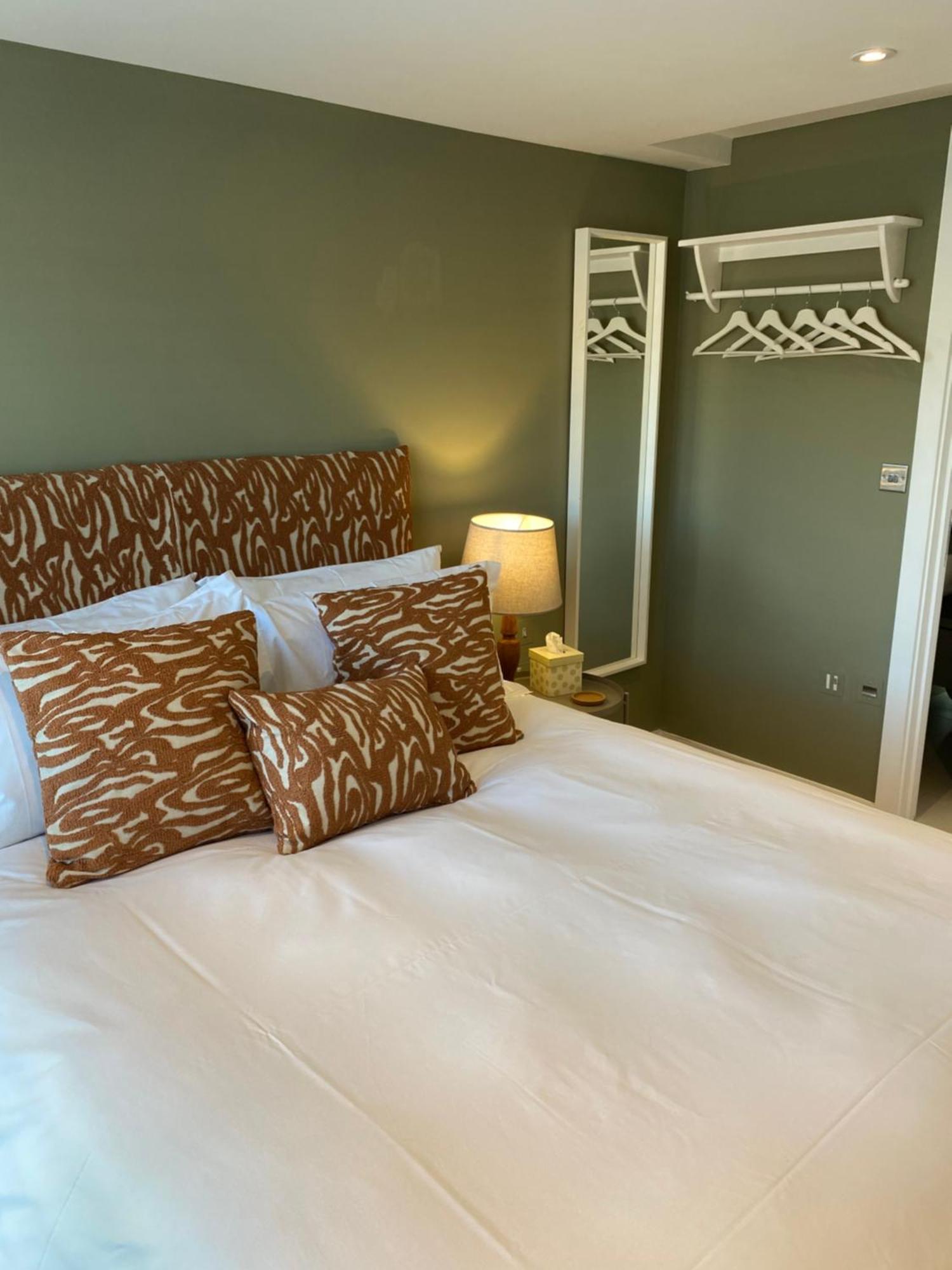 Homestay The - & En-suite Only