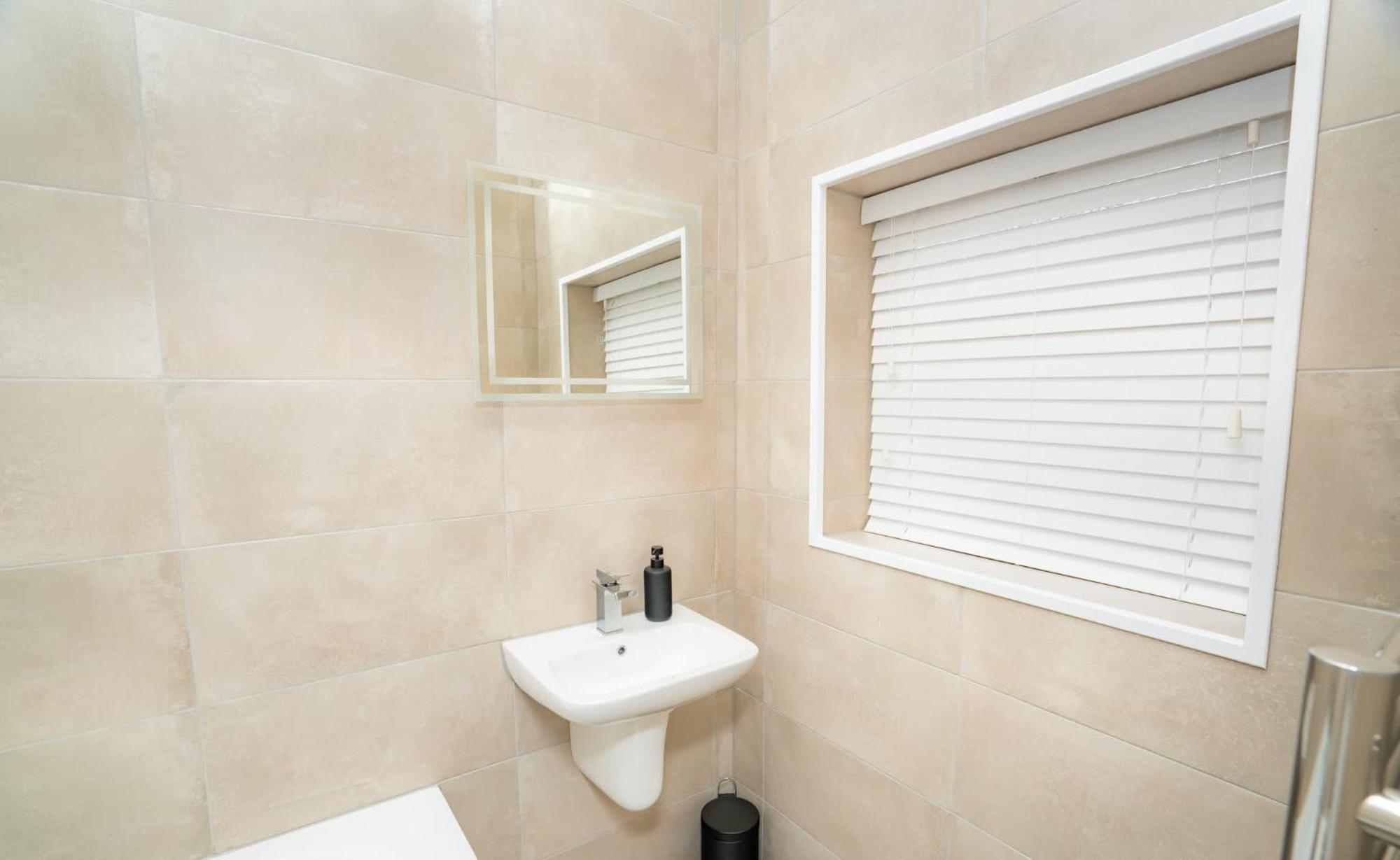 Elegant 1 Bedroom In Centre * Cheltenham
