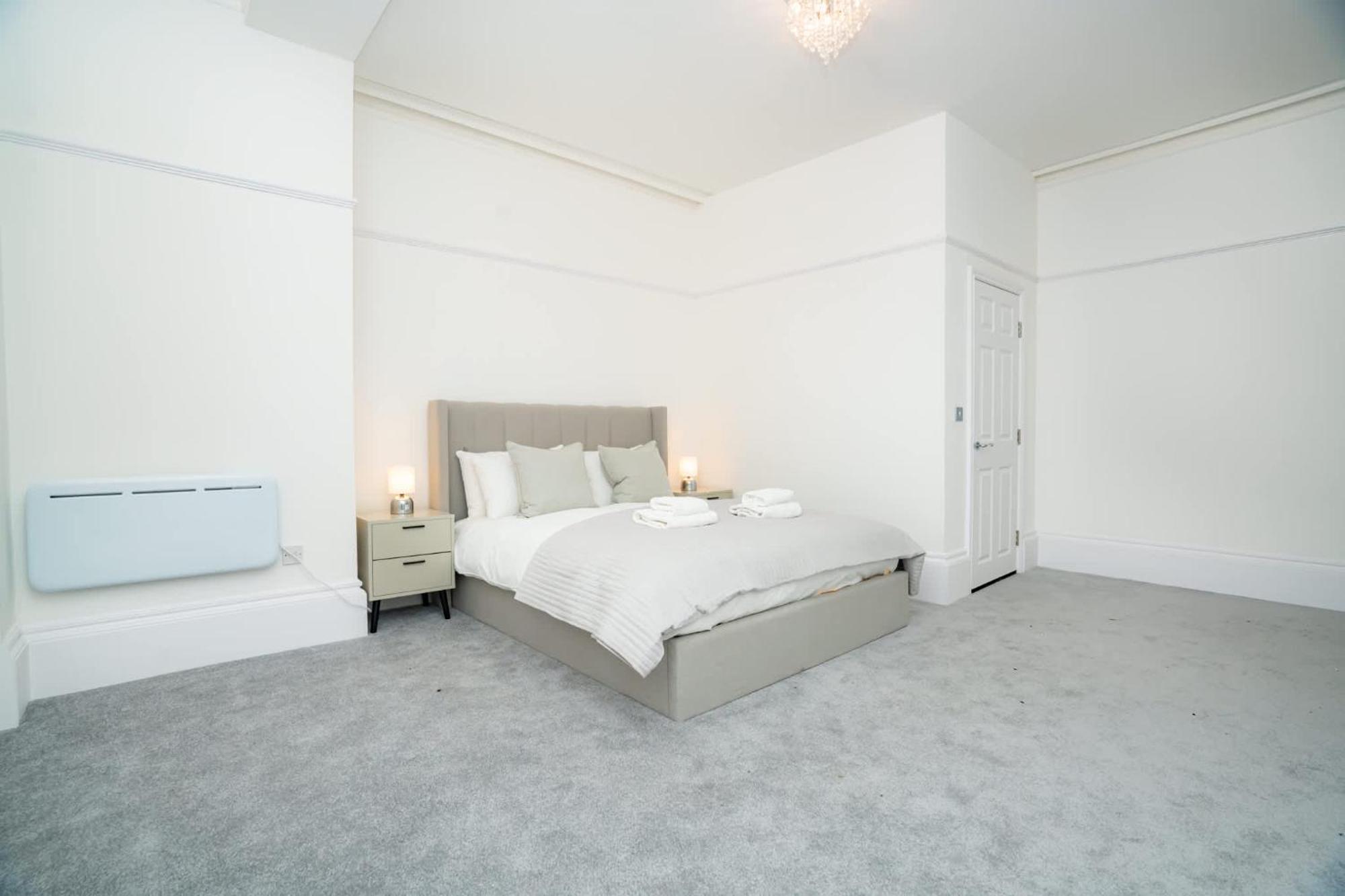 Apartment Elegant 1 Bedroom In Centre Cheltenham