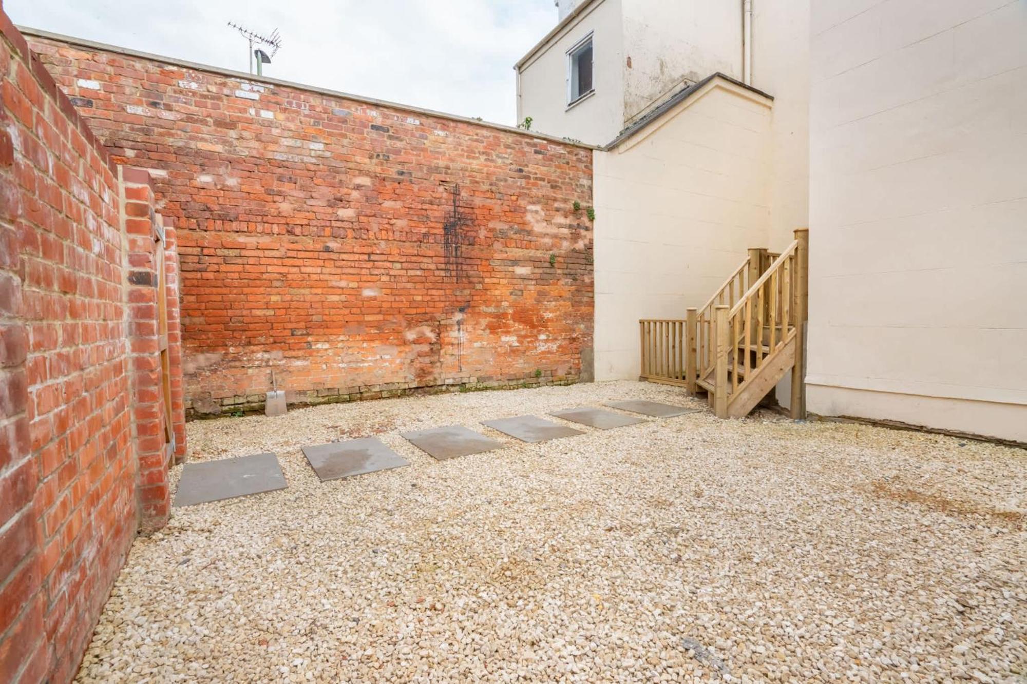 Elegant 1 Bedroom In Centre Cheltenham