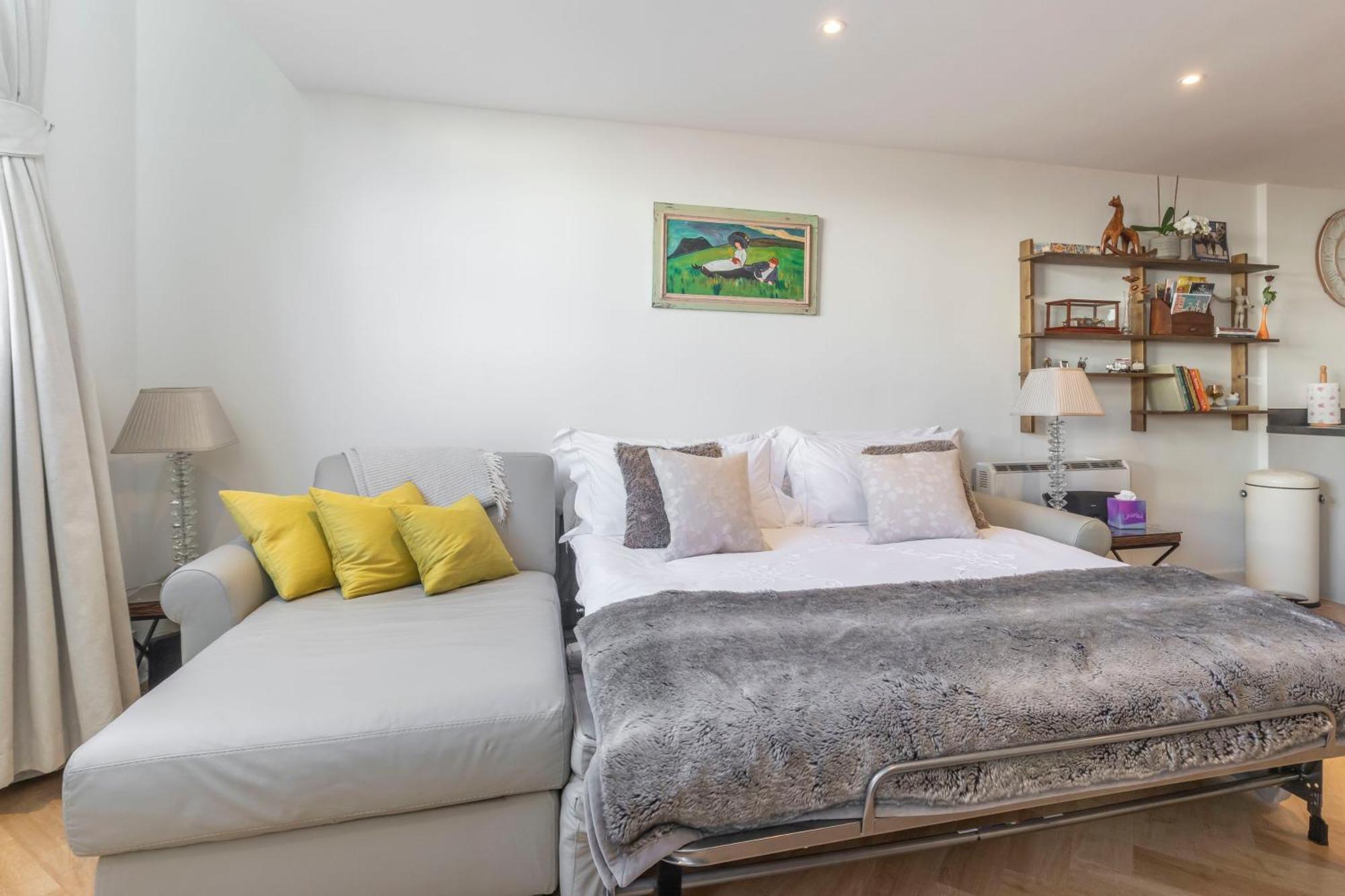 Apartment Thornton House Town Centre Free Car Park