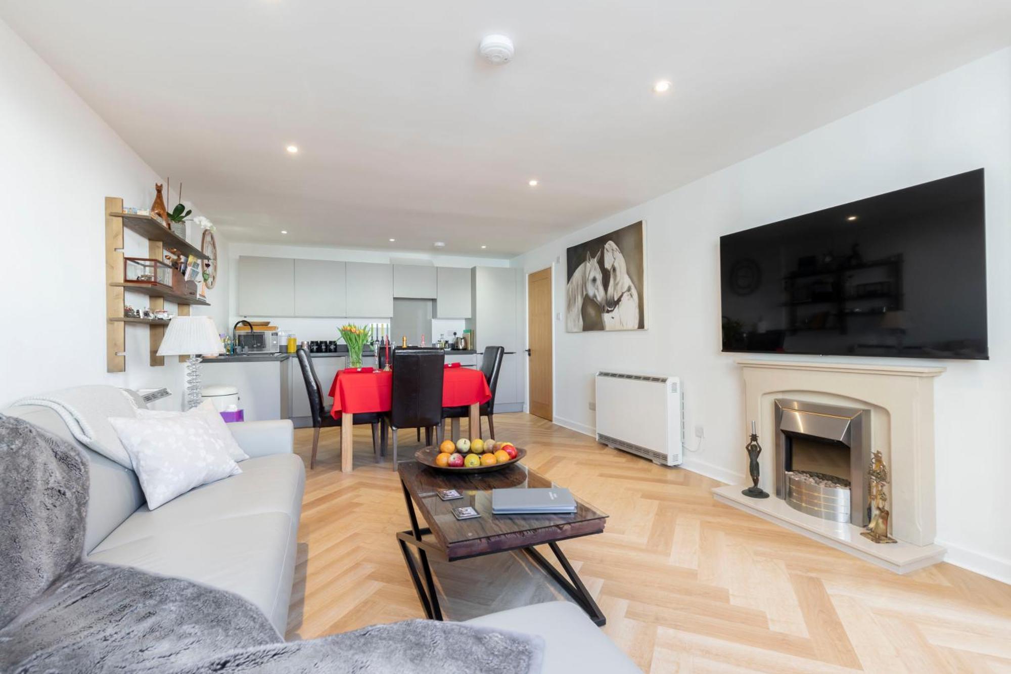 Apartment Thornton House Town Centre Free Car Park Cheltenham